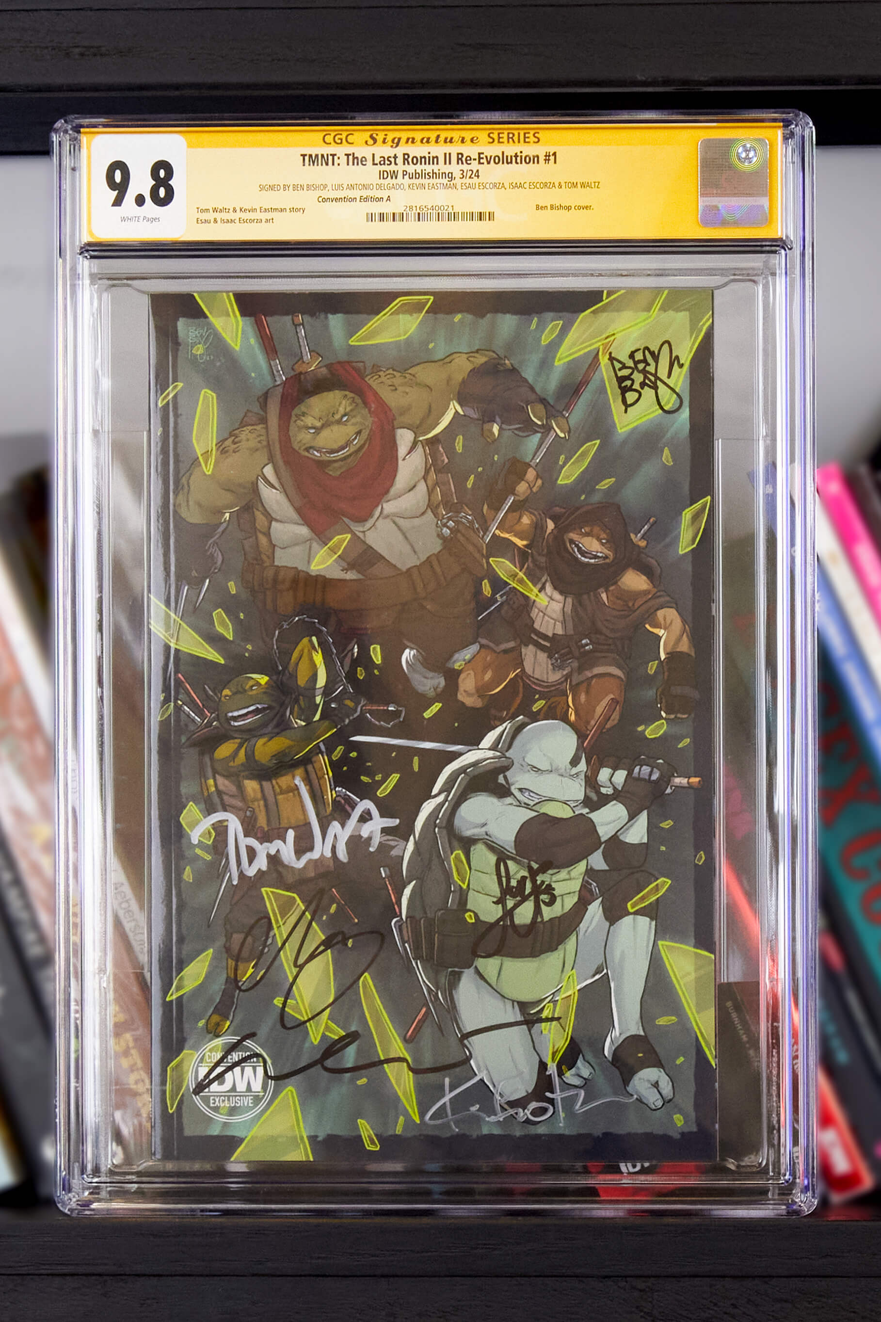 Teenage Mutant Ninja Turtles: The Last Ronin II--Re-Evolution #1 Convention Exclusive Non-Lenticular - Signed and CGC Graded