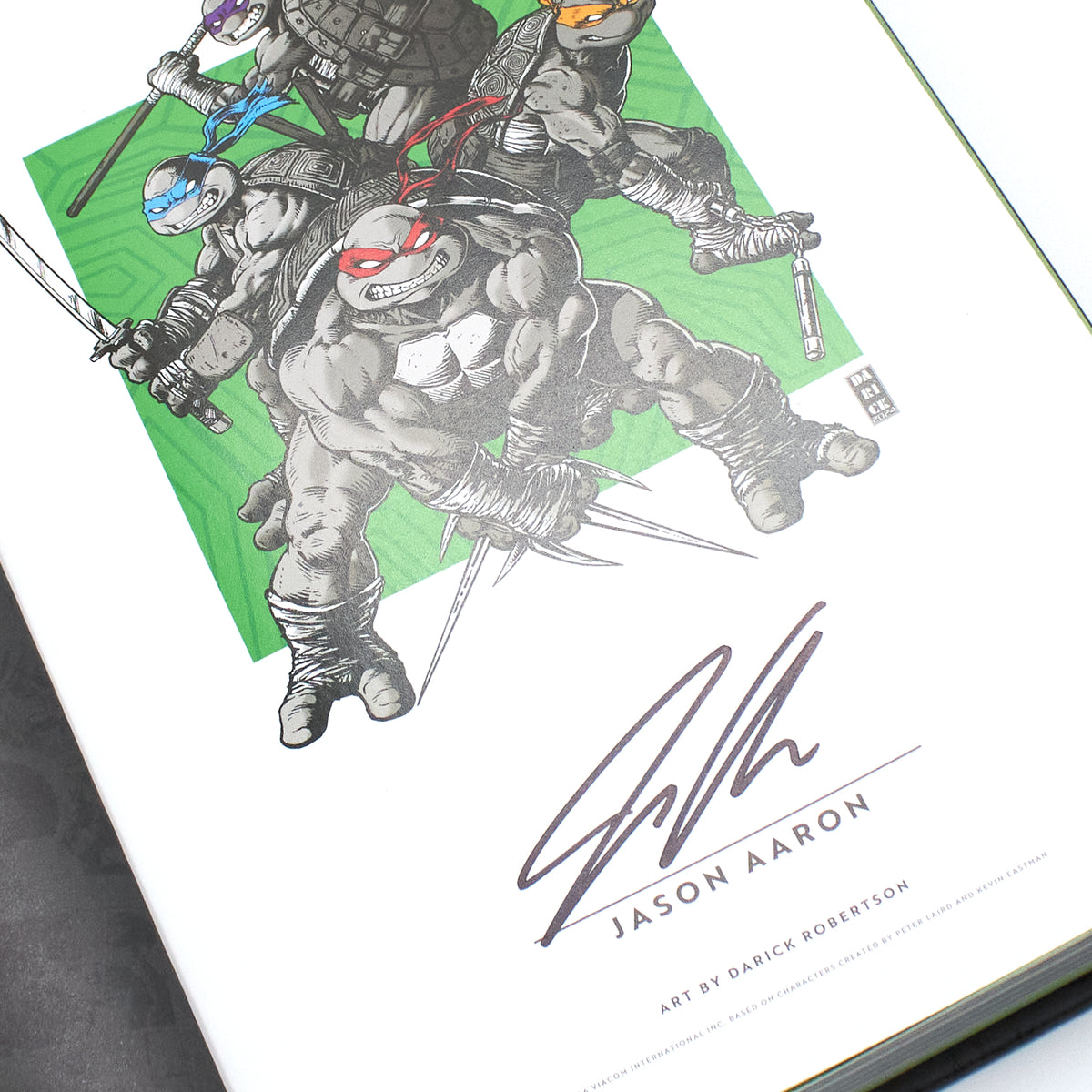Teenage Mutant Ninja Turtles by Jason Aaron Deluxe Edition: DTC Signature Series