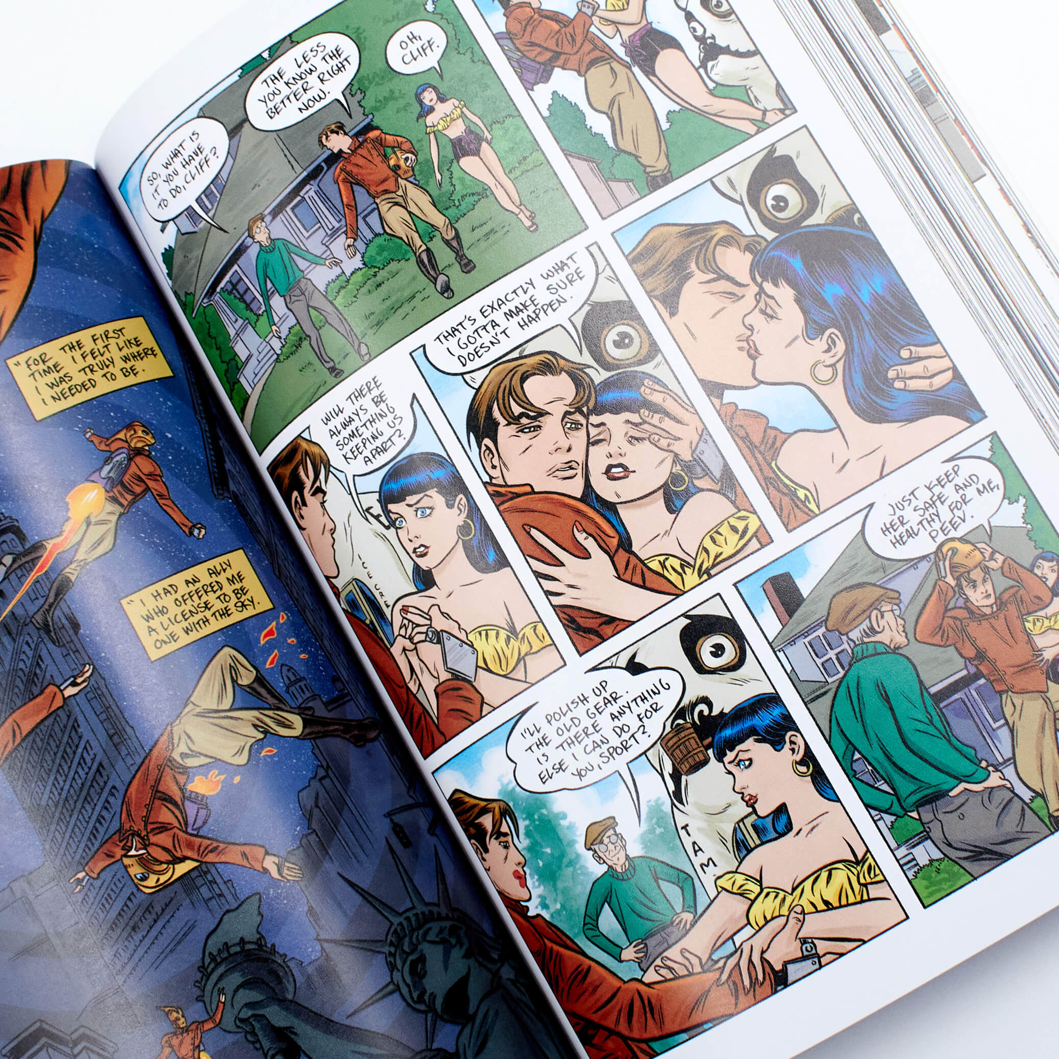 The Rocketeer: Thrills, Spills, and Chills--IDW Classic Collections